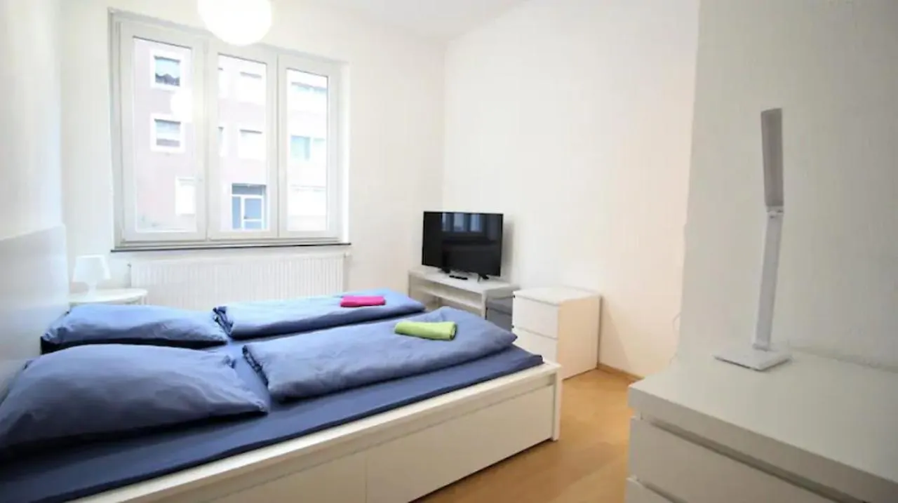 Privatzimmer Nahe Bahnhof Und City location