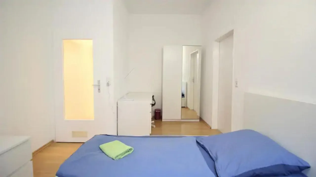 Privatzimmer Nahe Bahnhof Und City Wurzburg 0*,